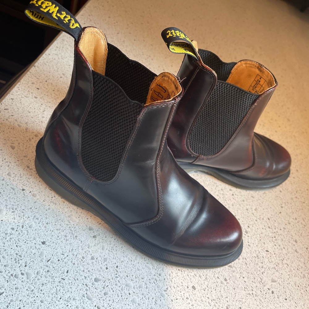 Dr. Martens Chelsea Boots in Dark Cherry Brown